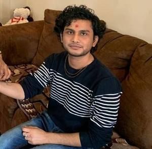 Meet your Posher, Bhavesh